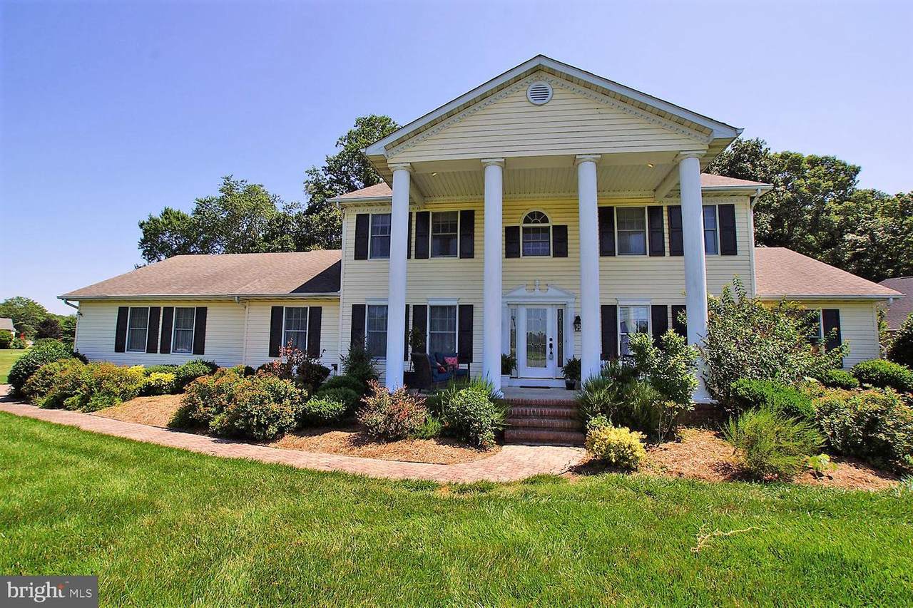 605 Quail Run - Photo 1
