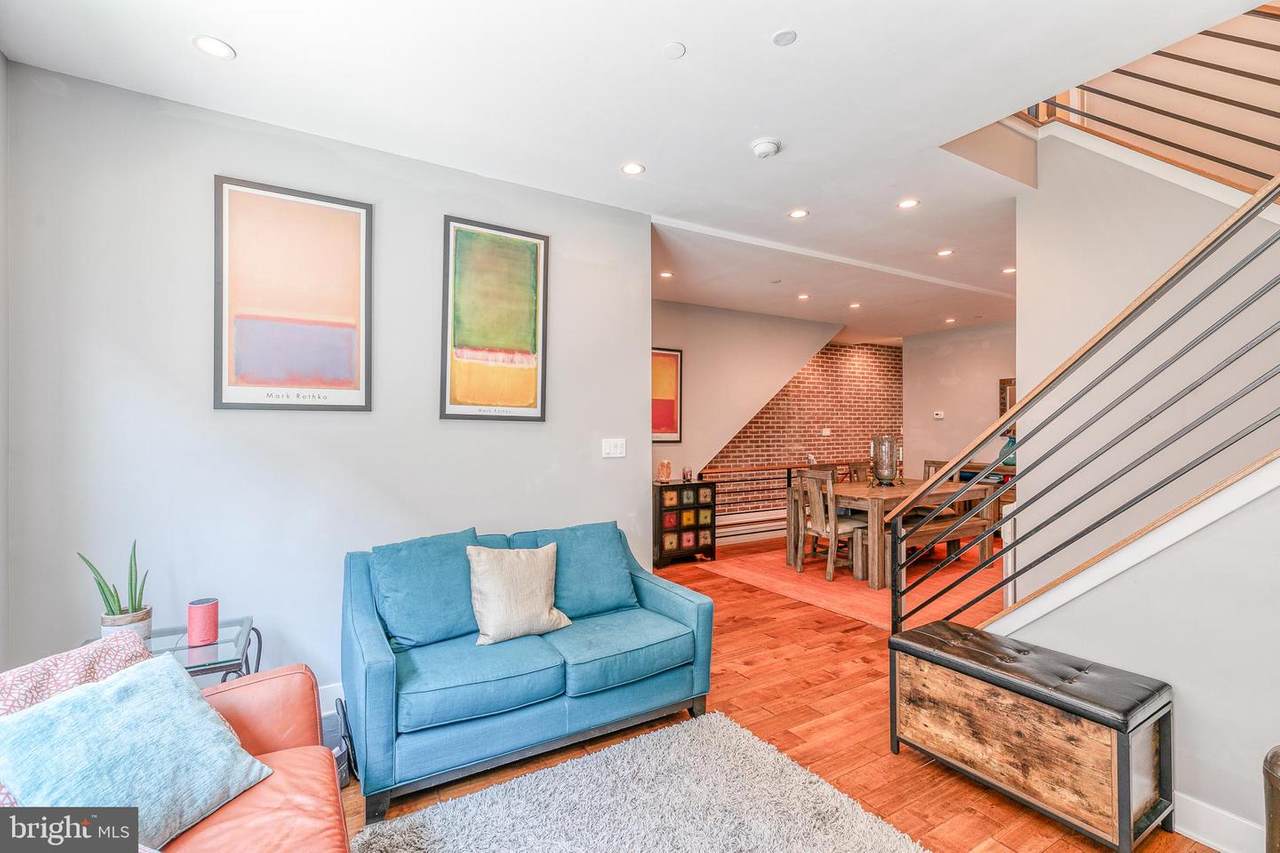 519 Bainbridge Street - Photo 1