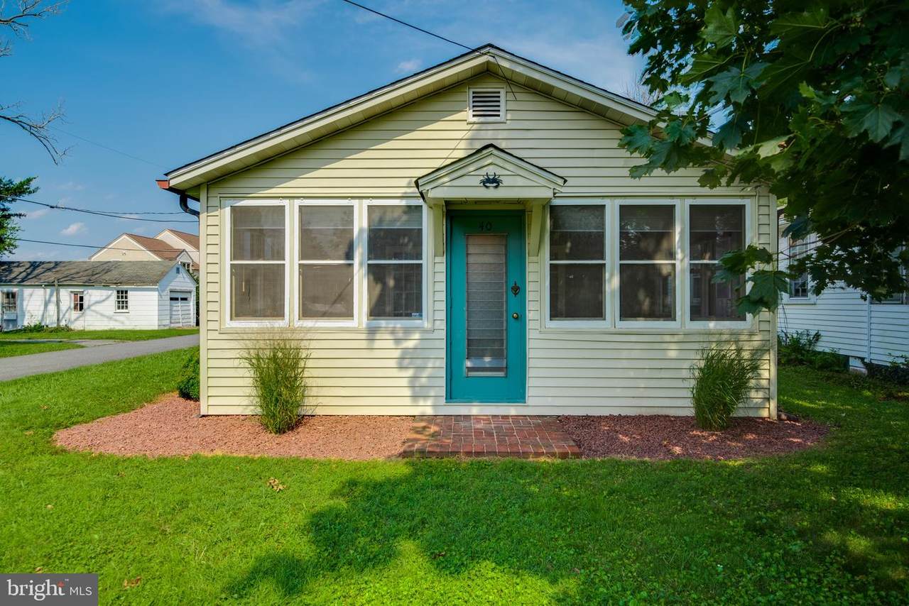 40 Maryland Avenue - Photo 1