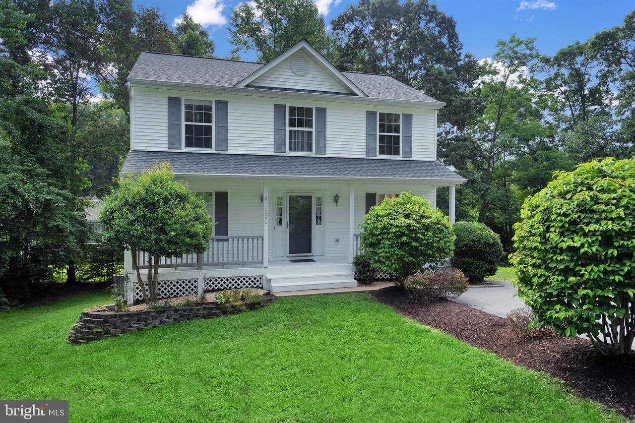 11001 Surry Woods Court - Photo 1
