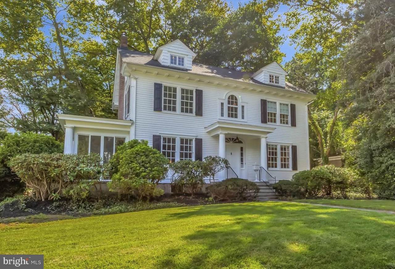 841 Highland Avenue - Photo 1