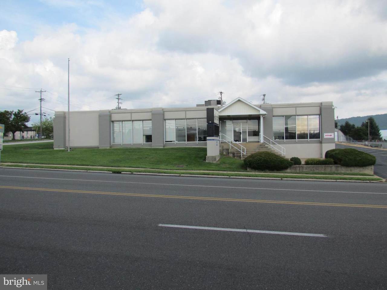 2045 Centre Avenue - Photo 1