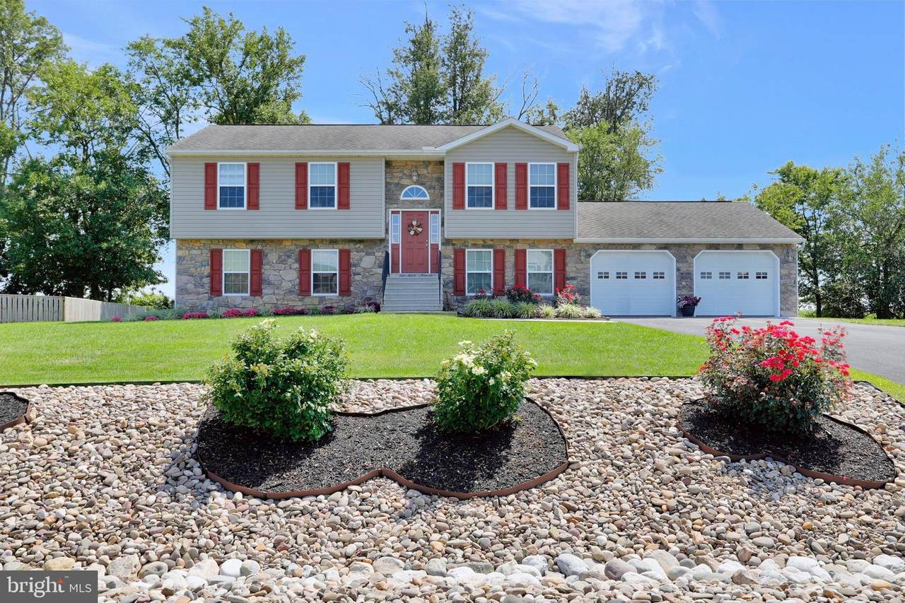 15560 Wedgewood Drive - Photo 1