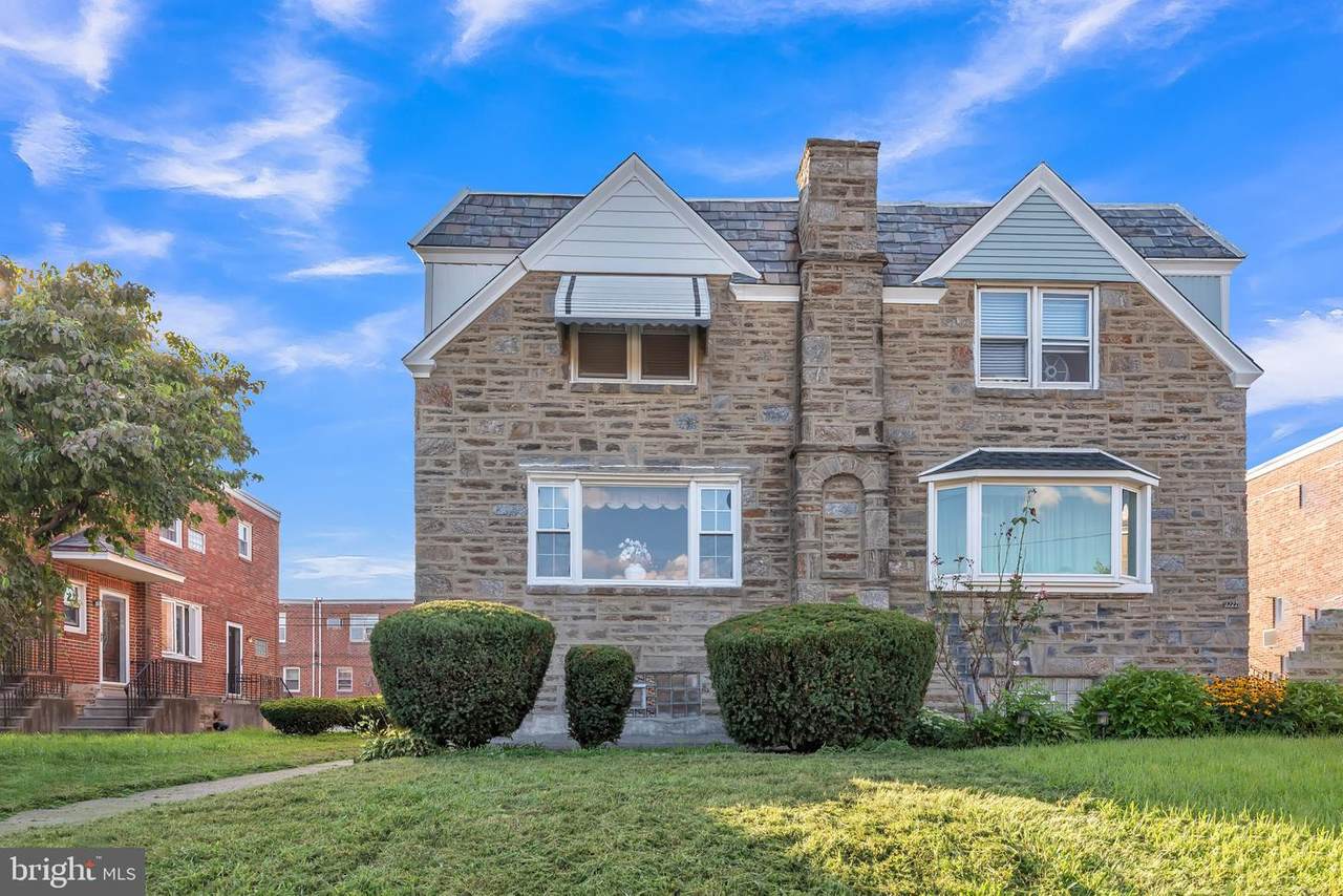 1225 Johnson Street - Photo 1
