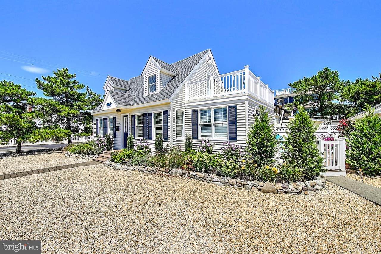 101 Virginia - Photo 1