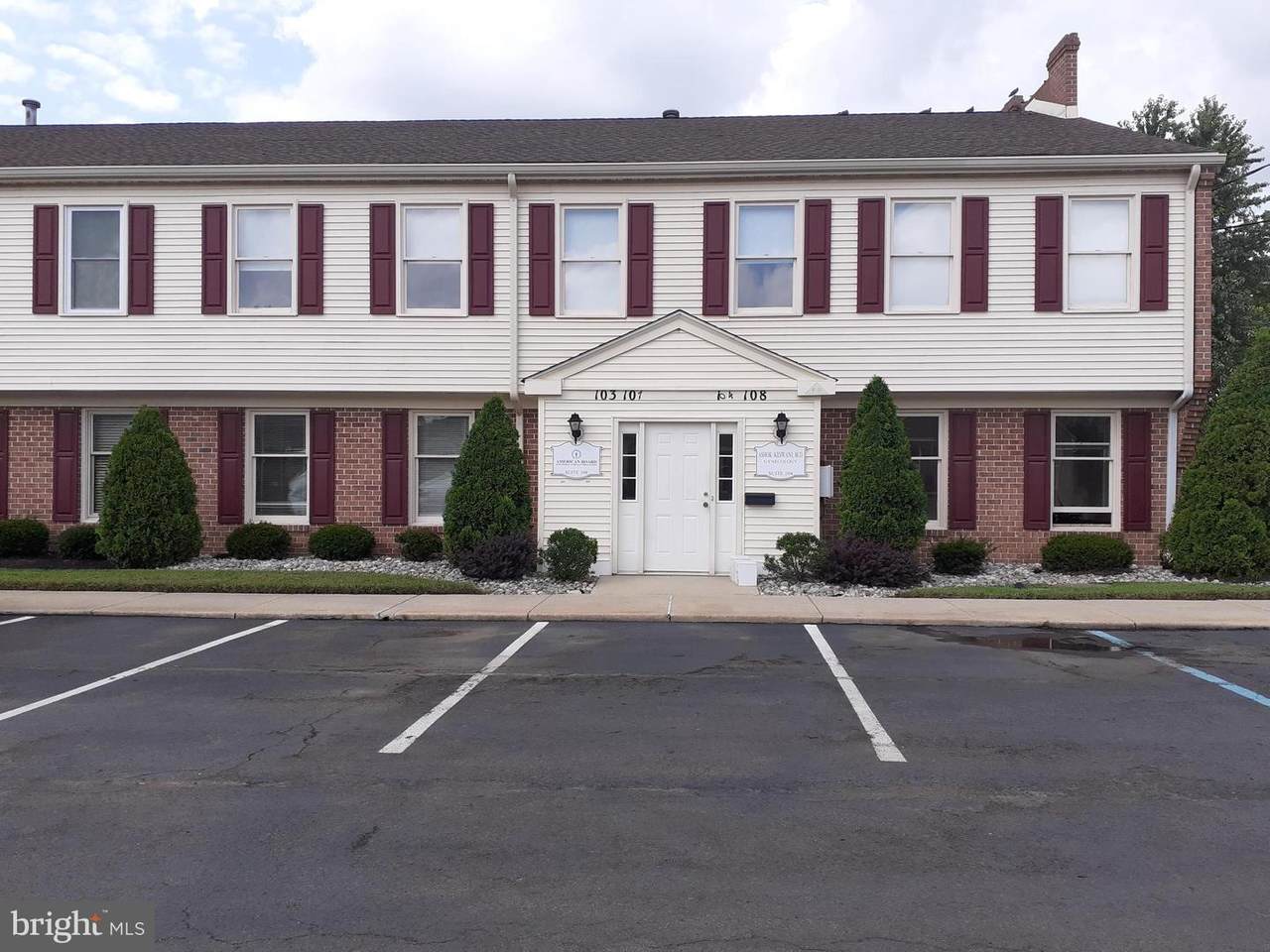 992 Mantua Pike - Photo 1