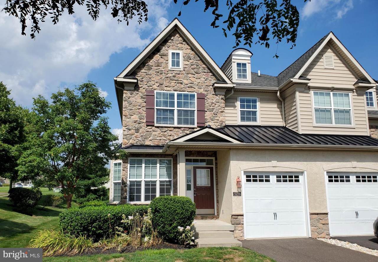 3235 Meadowview Circle - Photo 1