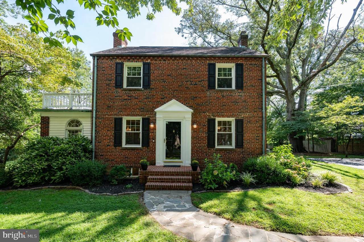 3911 Maury Place - Photo 1