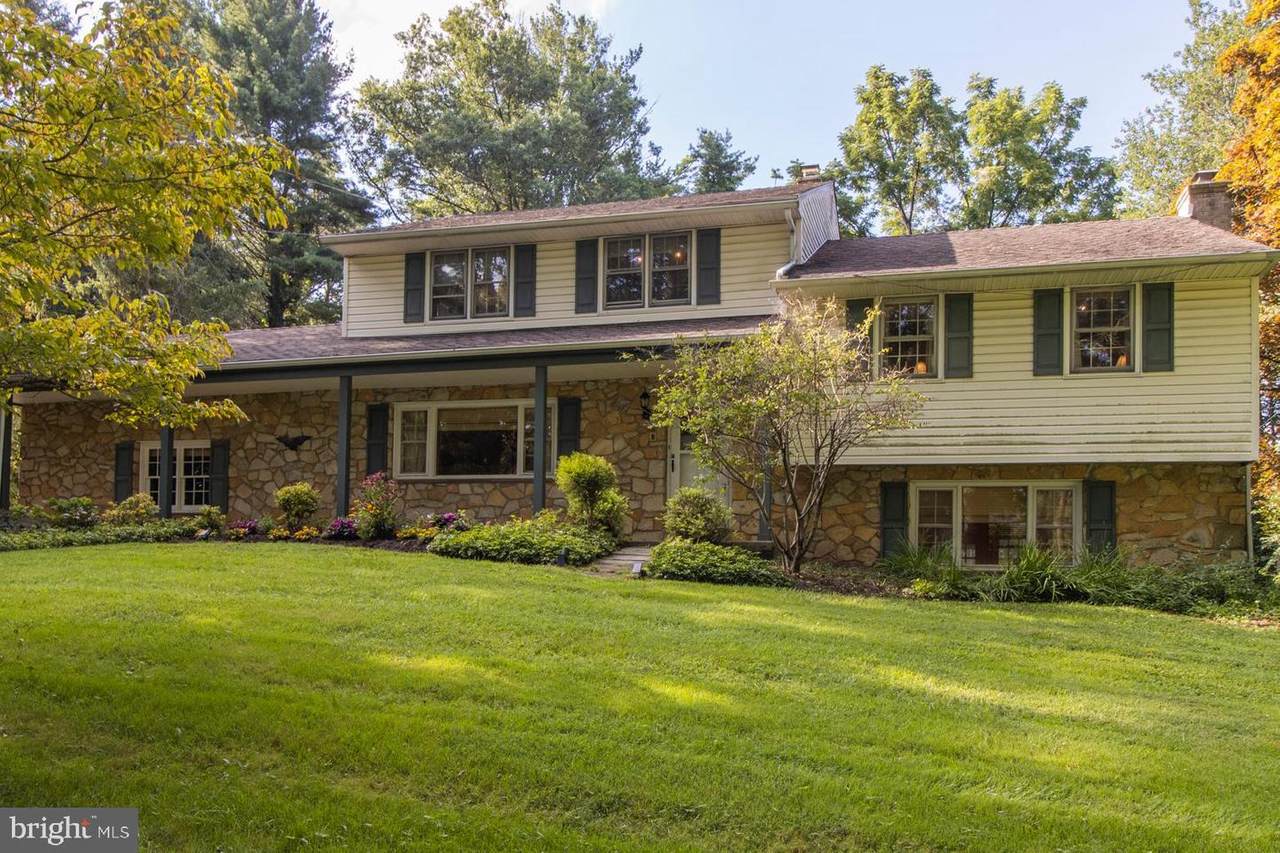 1421 Sugartown Road - Photo 1
