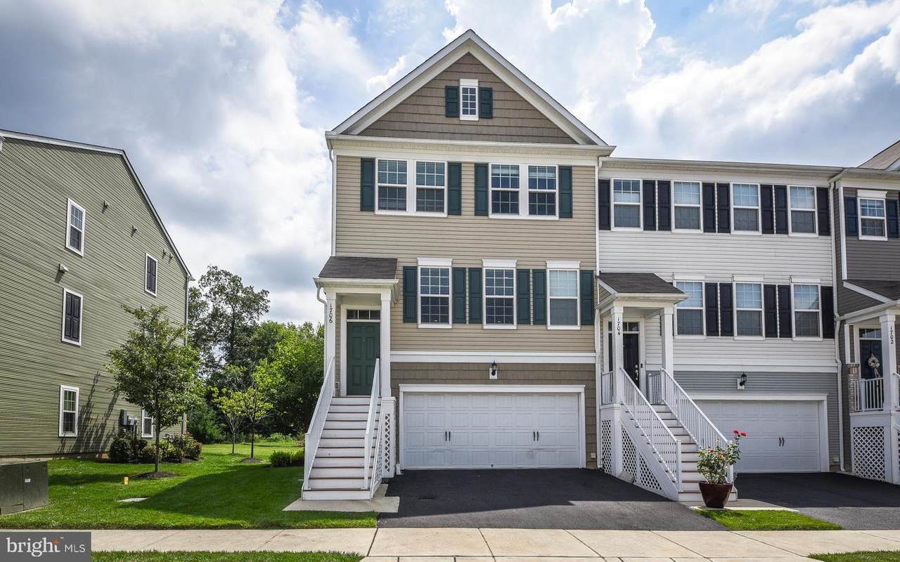 1706 Beacon Lane - Photo 1