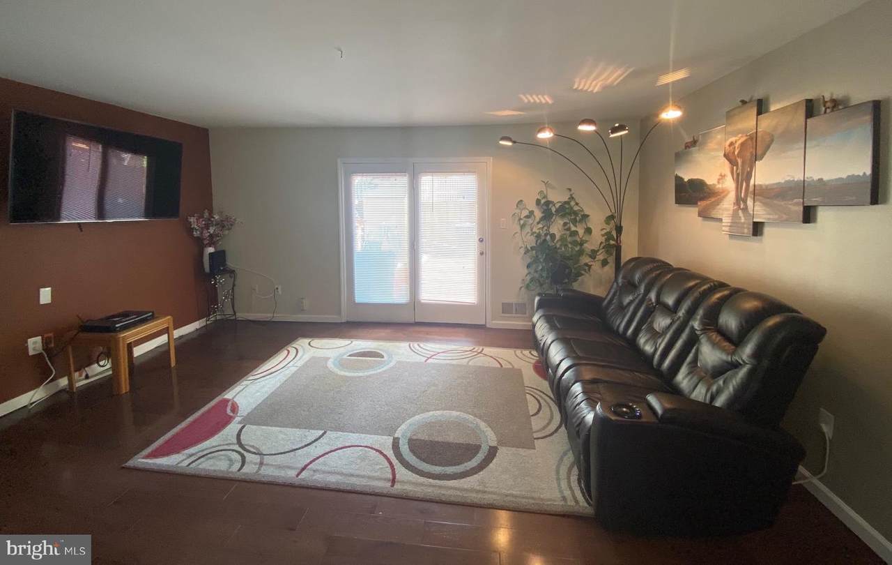 2909 Wren Court - Photo 1