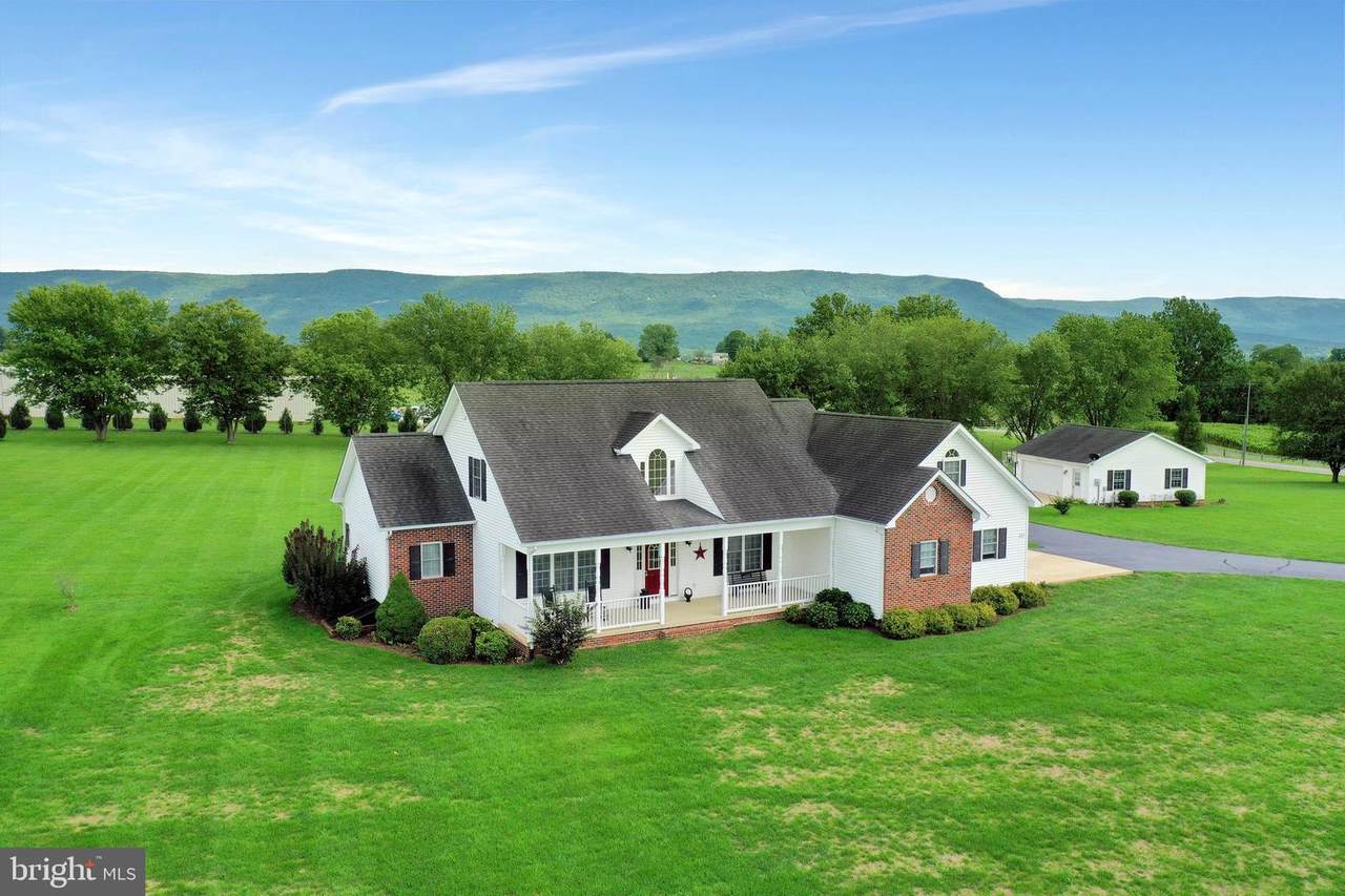 20 Beaver Lane - Photo 1