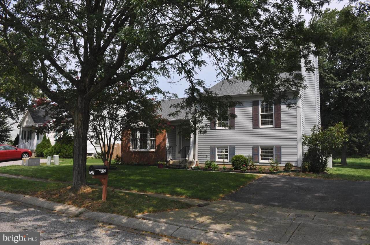 727 Sunnyfield Lane - Photo 1