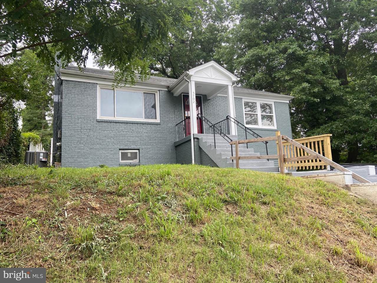 5702 Landover Road - Photo 1