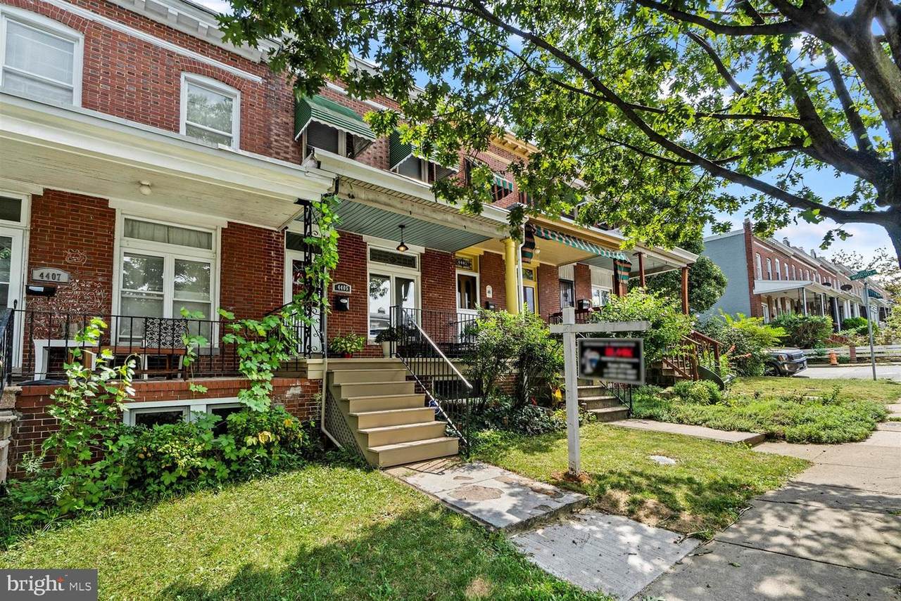 4405 Falls Road - Photo 1