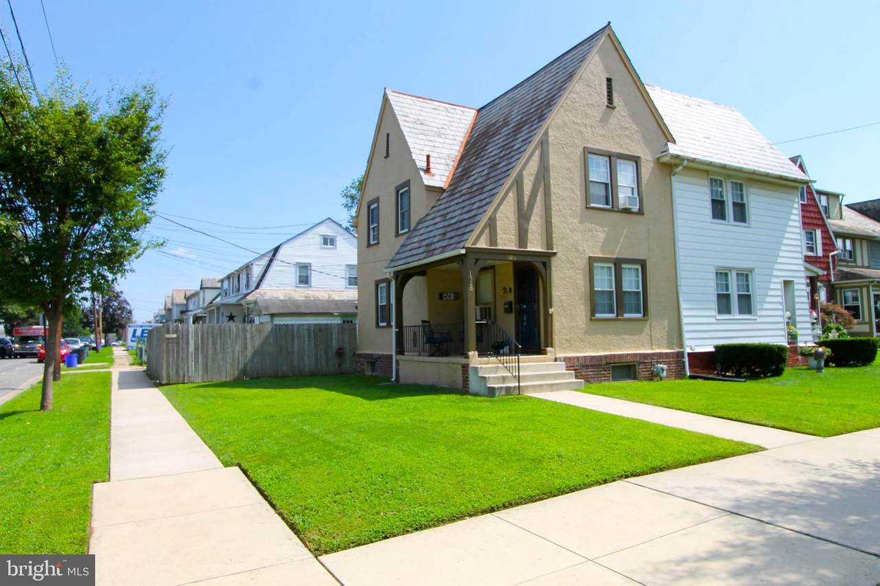 1528 Wilson Avenue - Photo 1