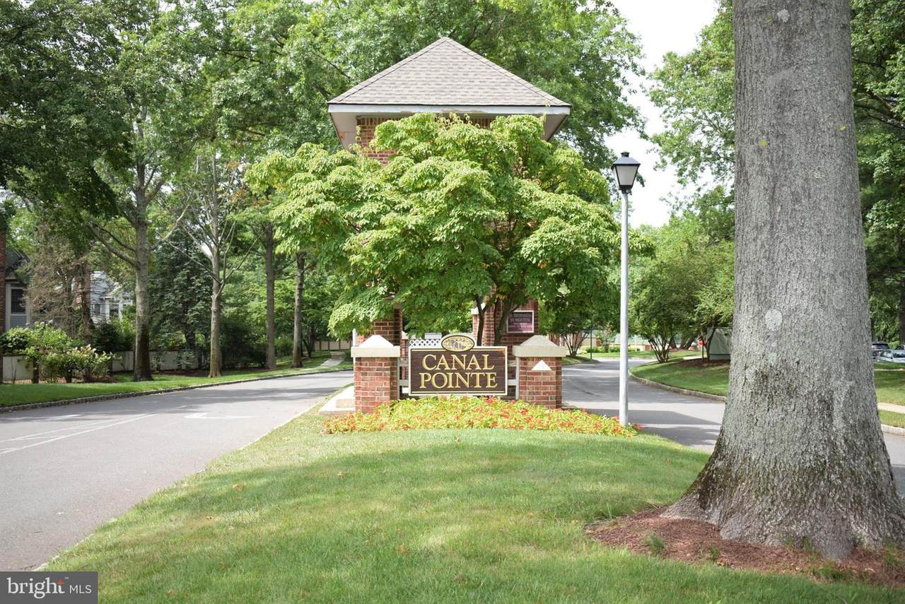 307 Trinity Court - Photo 1