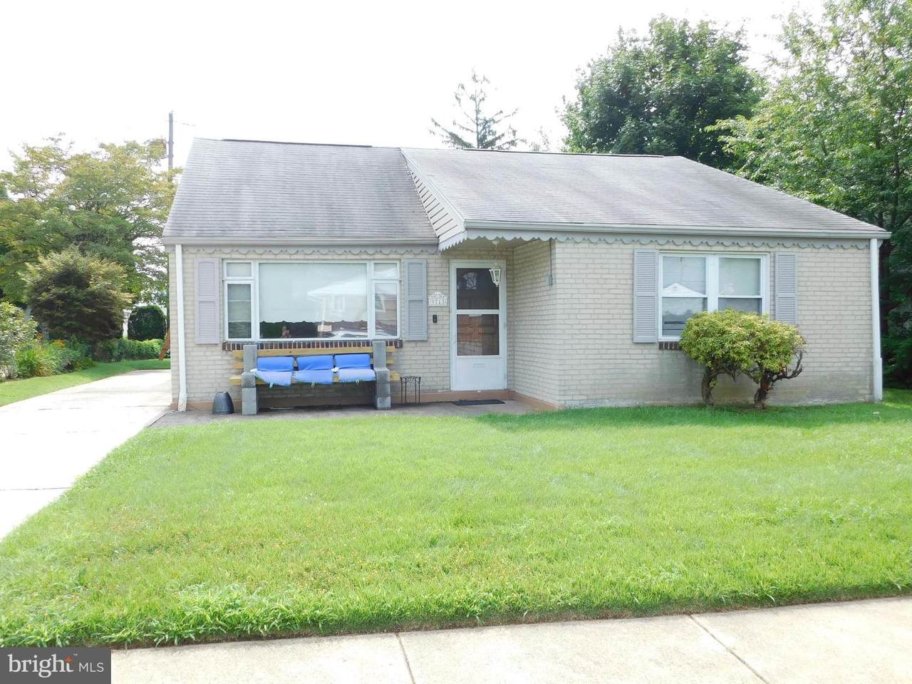 9713 Birwood Street - Photo 1