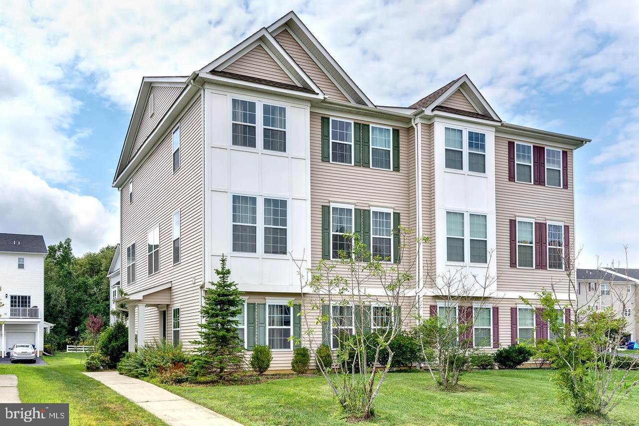 17 Mountie Lane - Photo 1