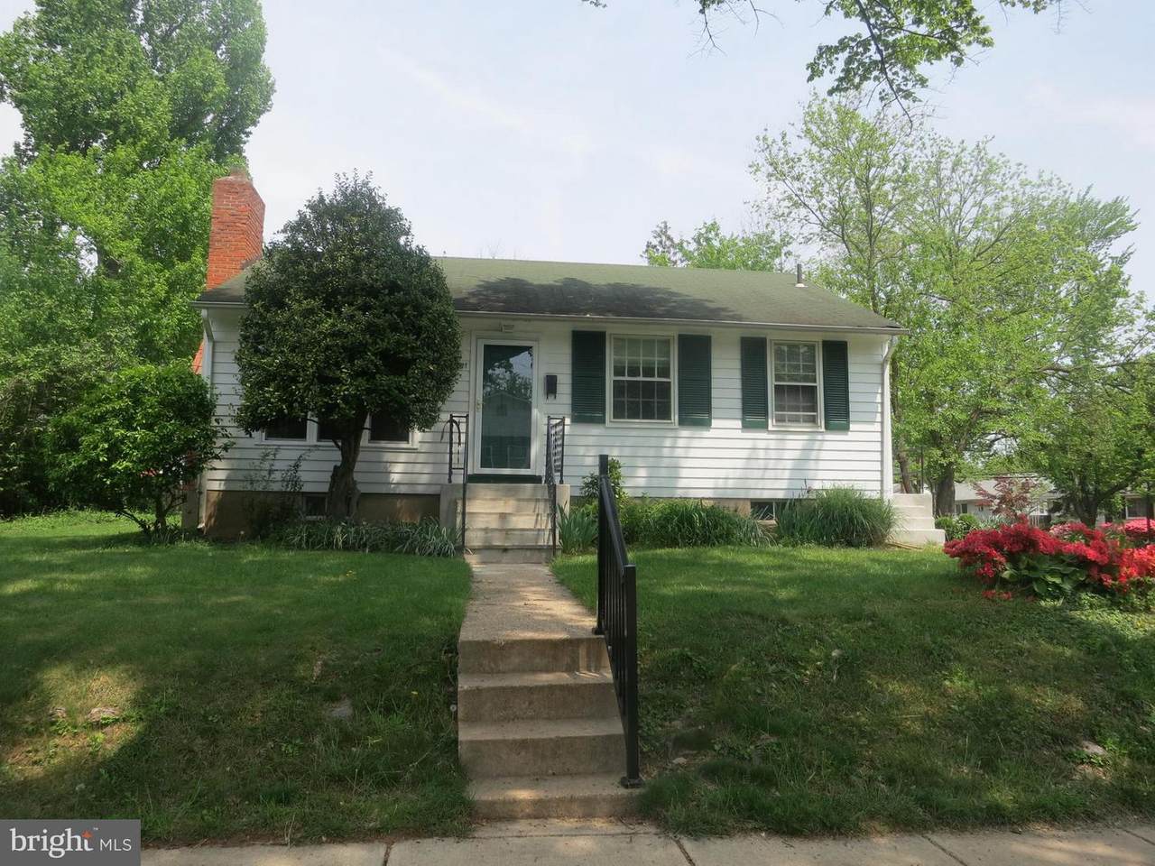 6401 Stoneham Road - Photo 1