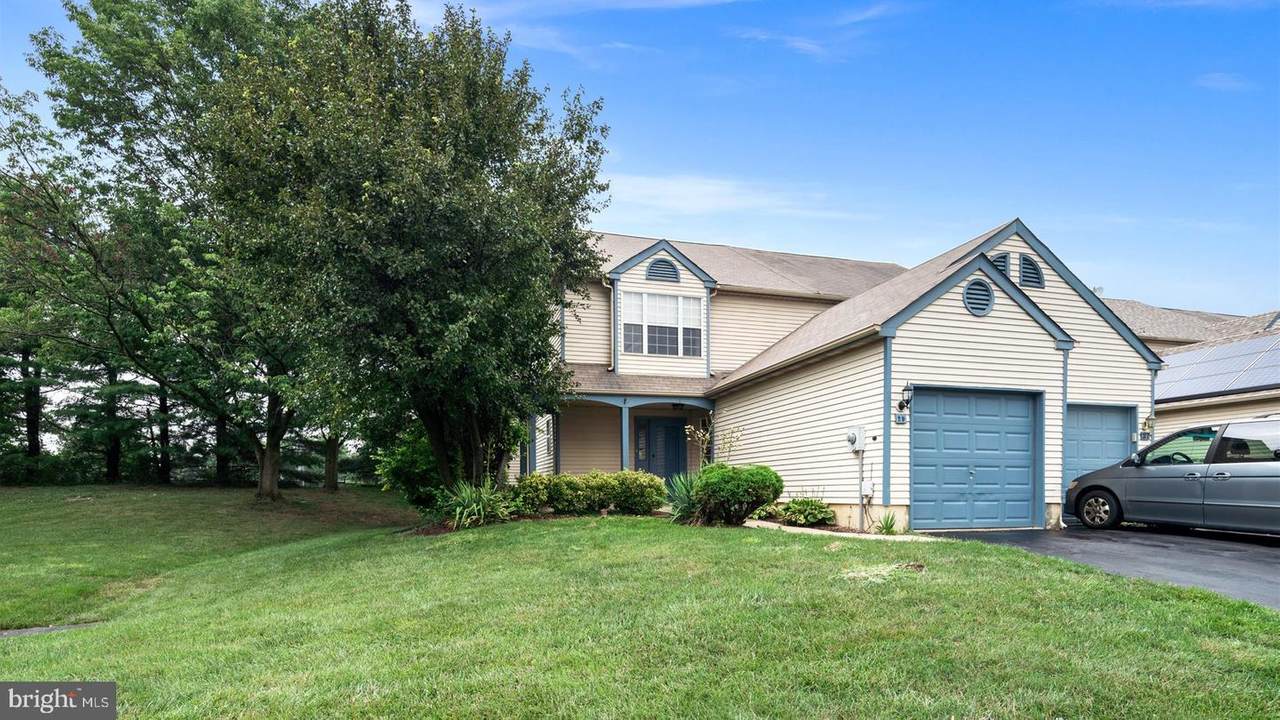 29 Raintree Drive - Photo 1