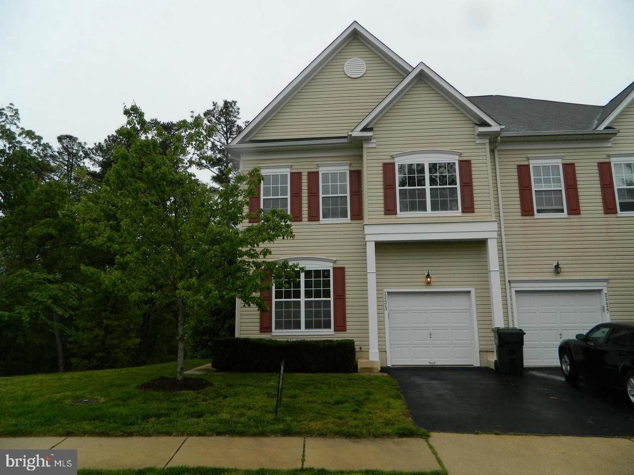 23423 Dahlia Circle - Photo 1