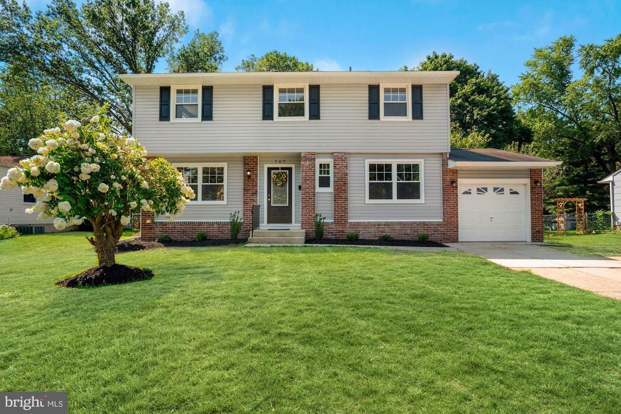 707 Fountain Avenue - Photo 1