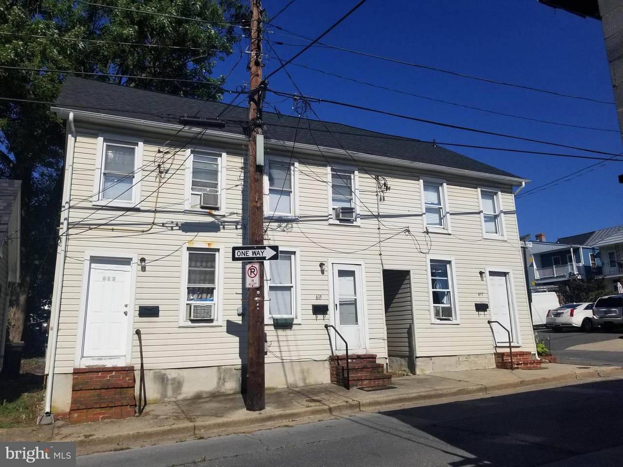 613 Chapel, Thru 617 Alley - Photo 1