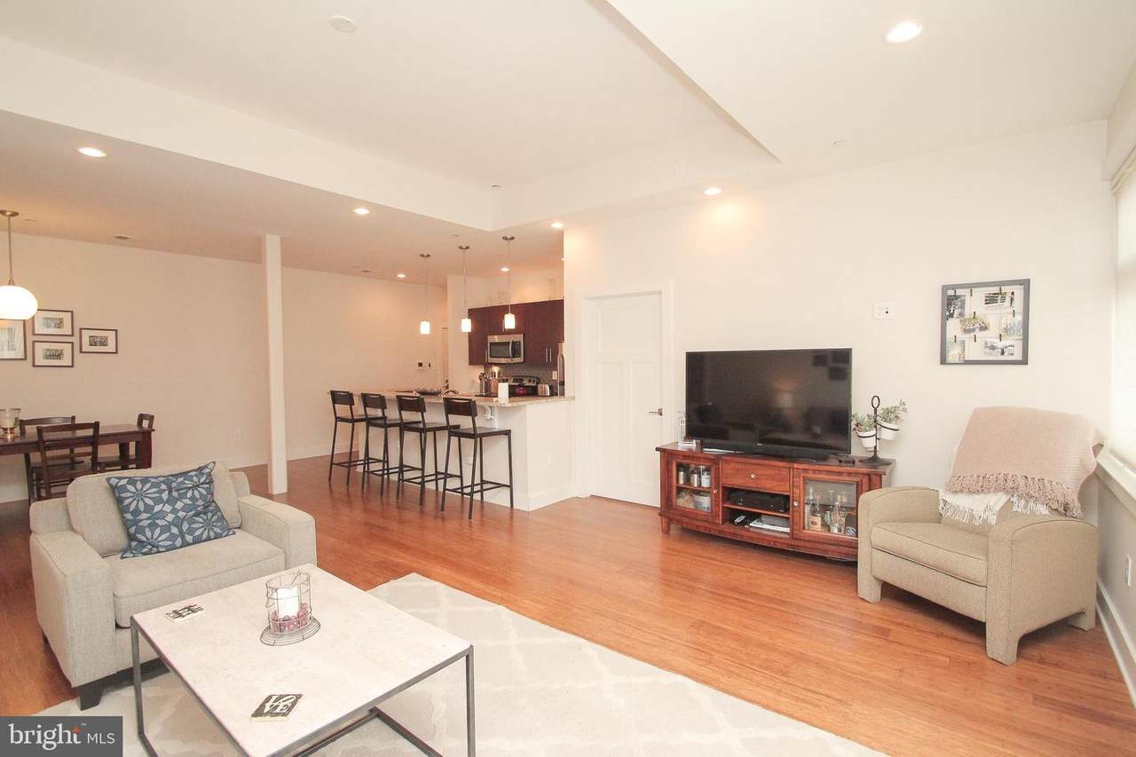 555 Lawrence Street - Photo 1