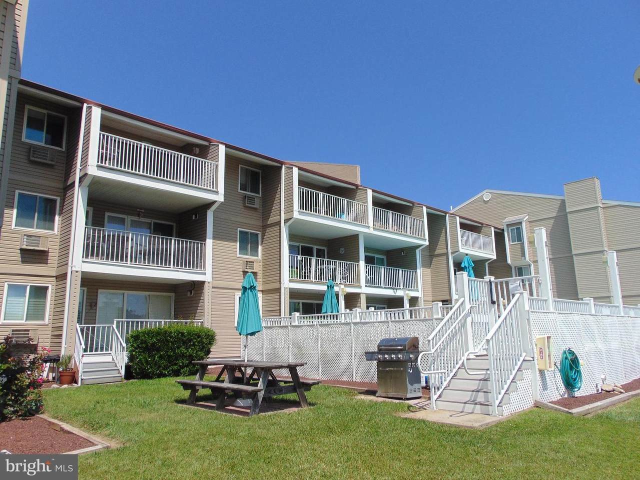 731 Mooring Road - Photo 1