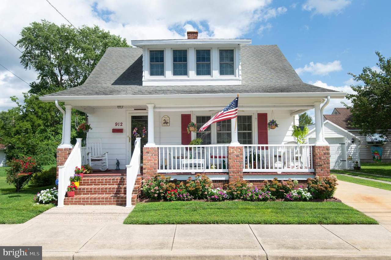 912 Peachblossom Avenue - Photo 1