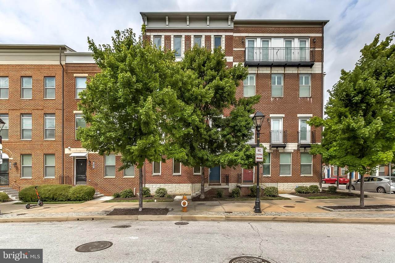 862 Lombard Street - Photo 1
