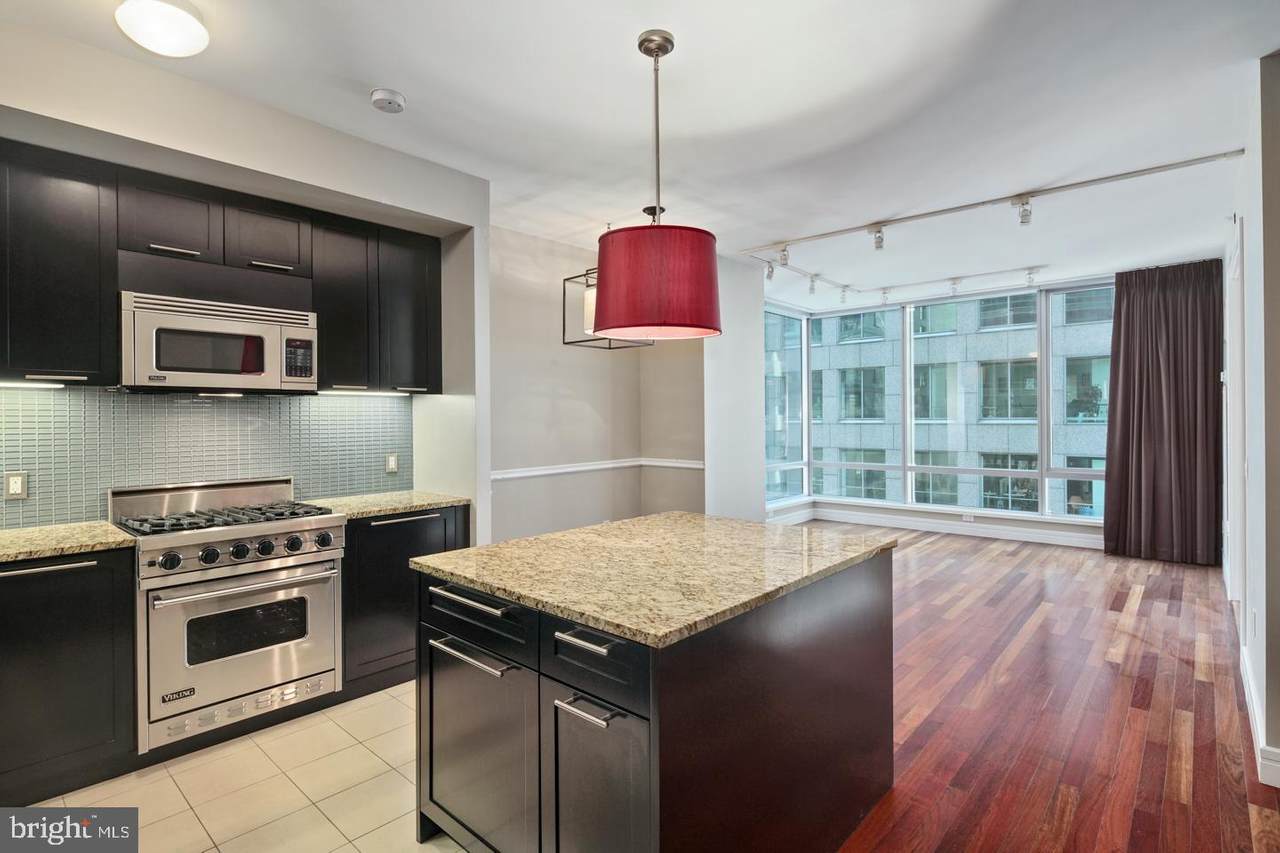 1414 Penn Square - Photo 1