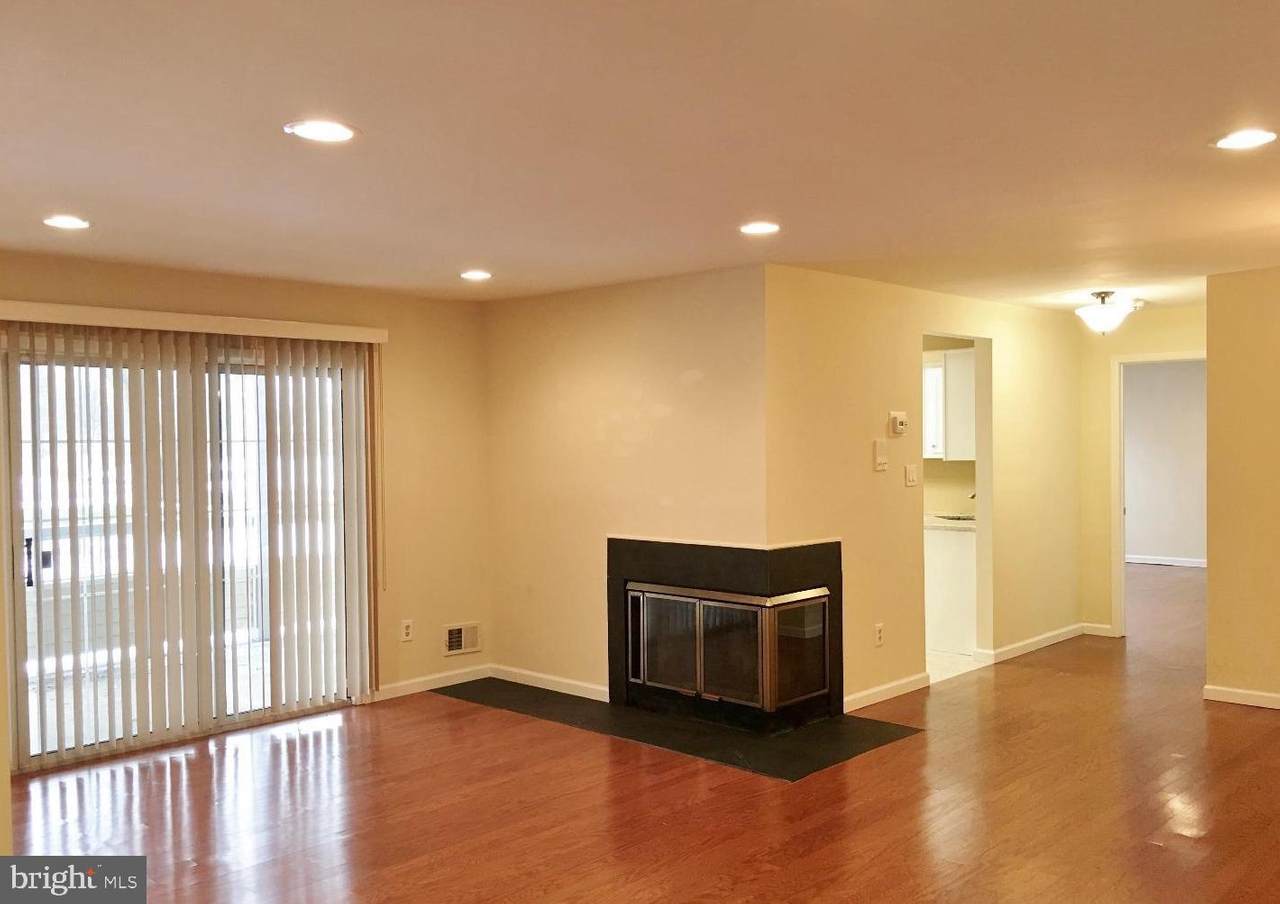 101 Claridge Court - Photo 1