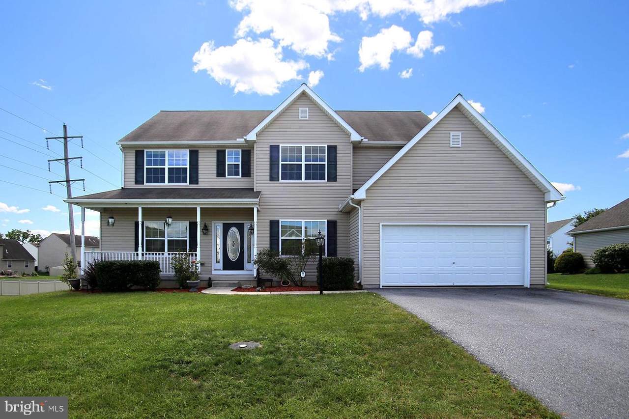 17 Abbey Lane - Photo 1