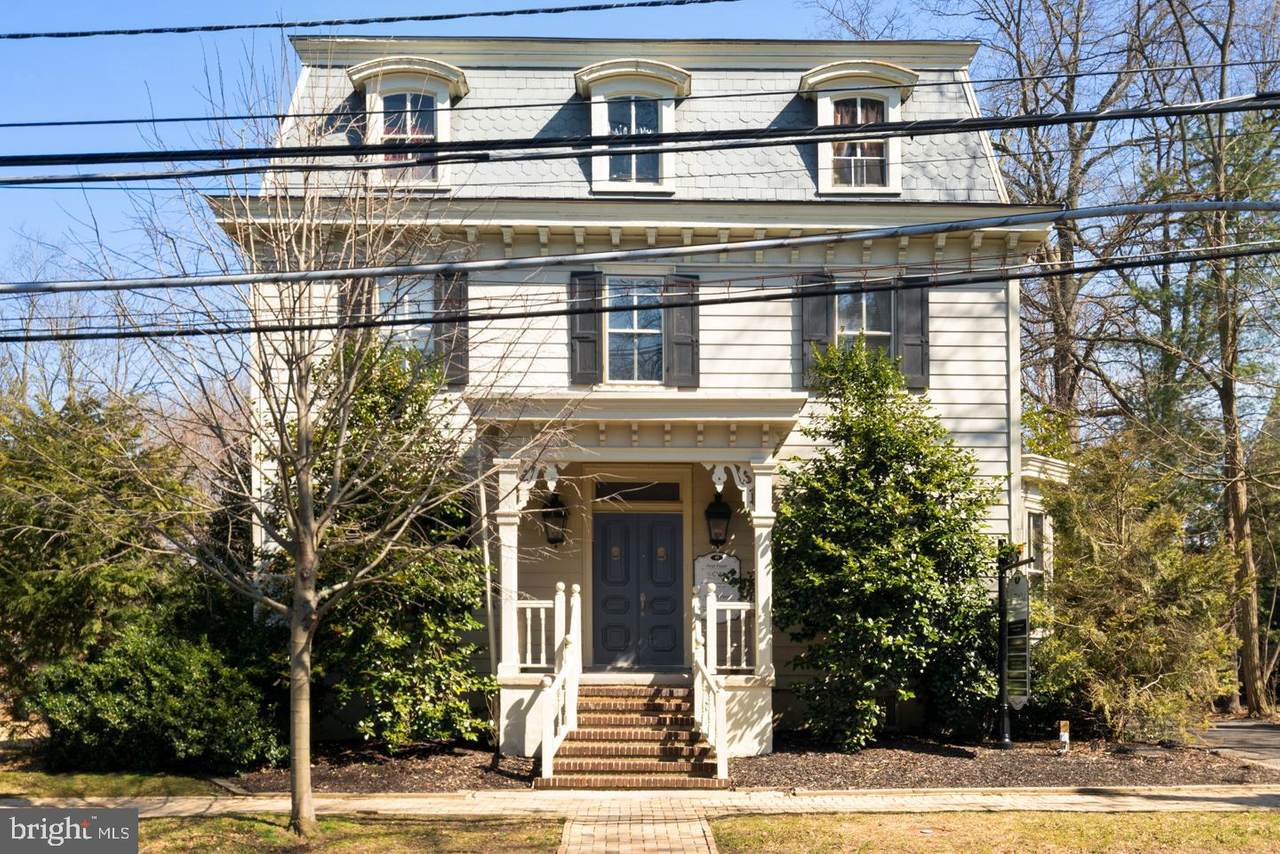 49 Grove Street - Photo 1