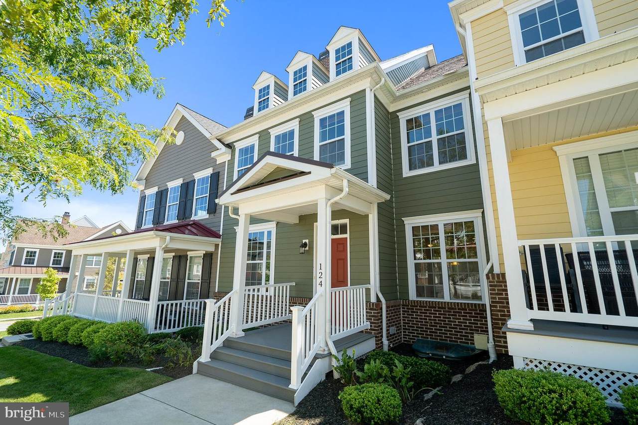 124 Shilling Avenue - Photo 1