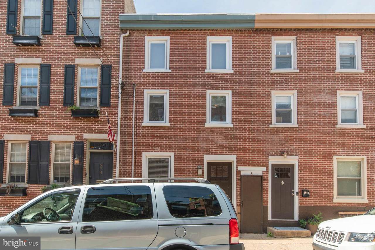 976 Lawrence Street - Photo 1