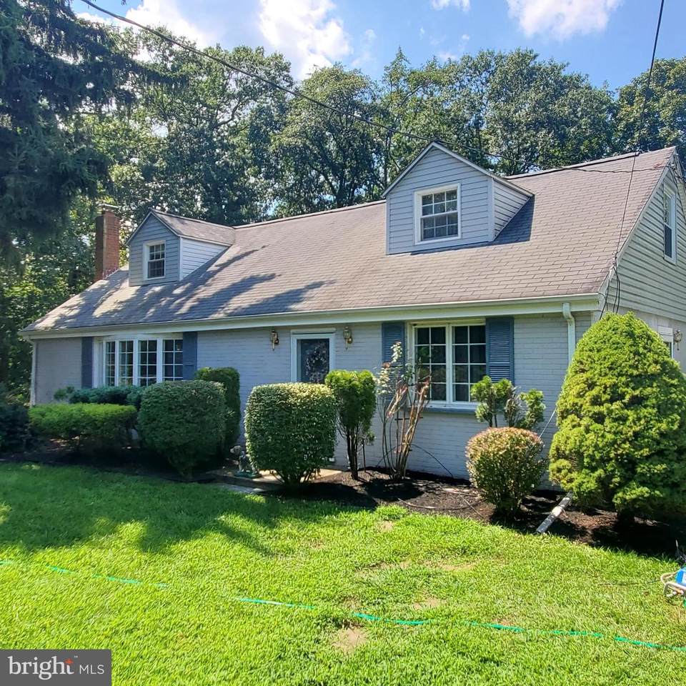 511 Elmwood Road - Photo 1