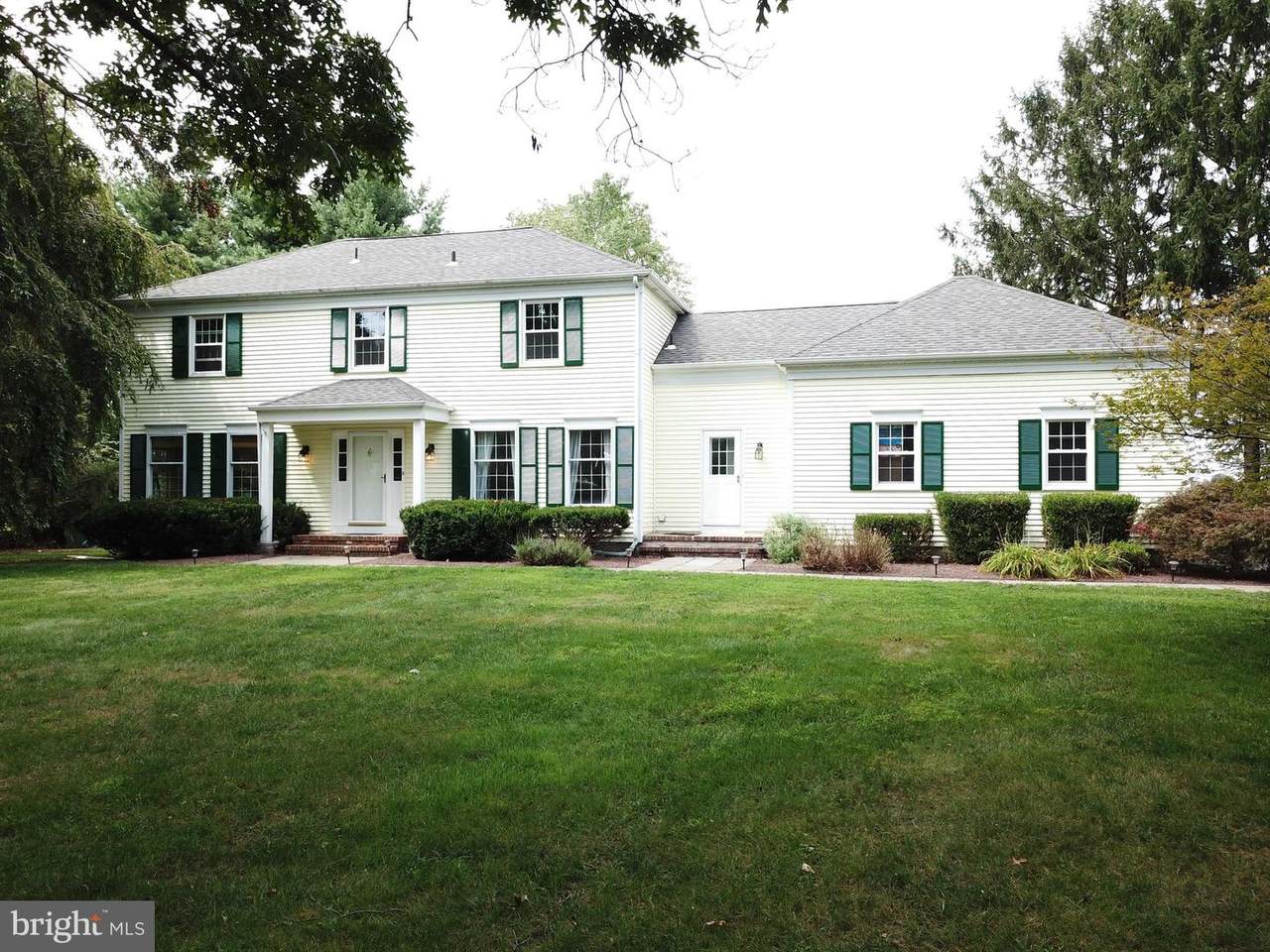 7 Hardley Drive - Photo 1