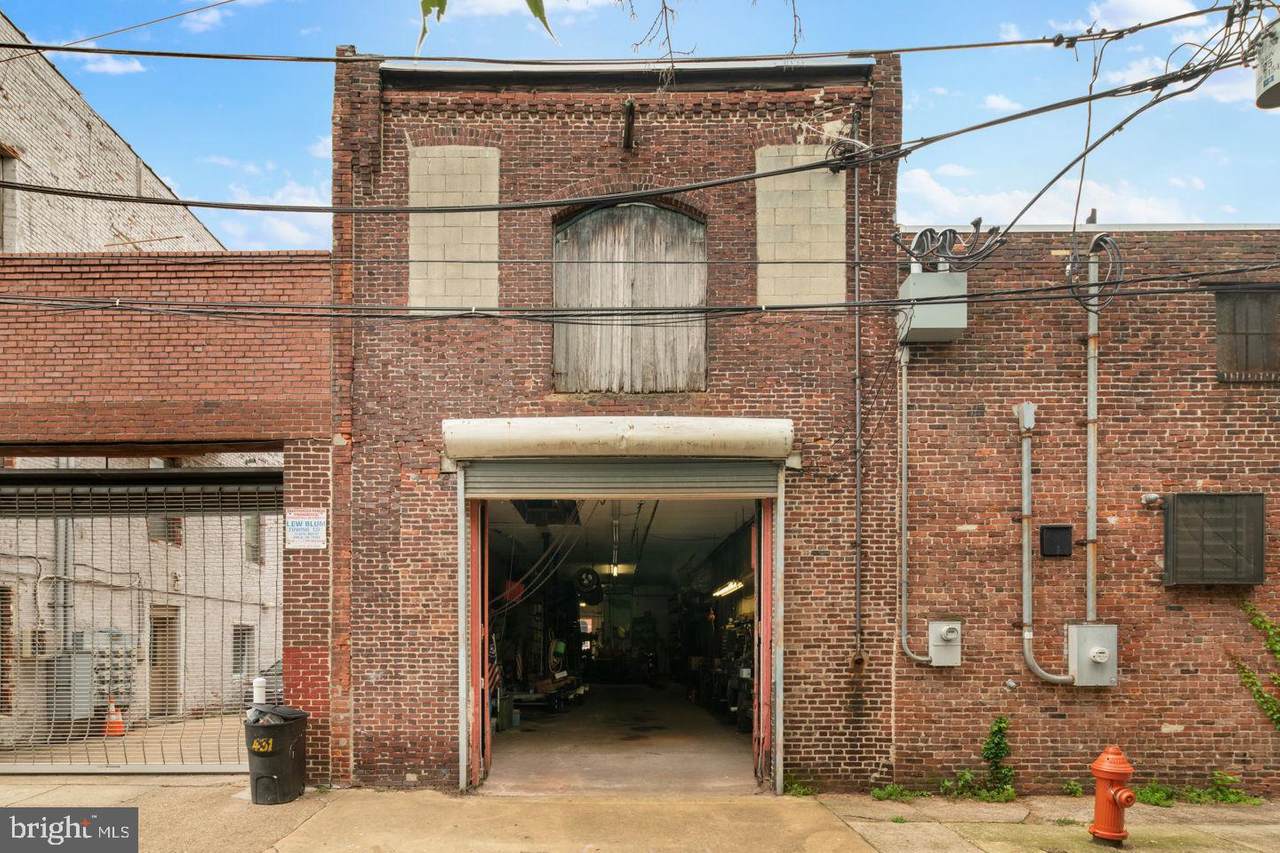 433 Fairmount Avenue - Photo 1
