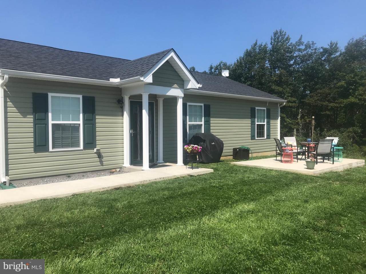401 Hardwood Trail - Photo 1