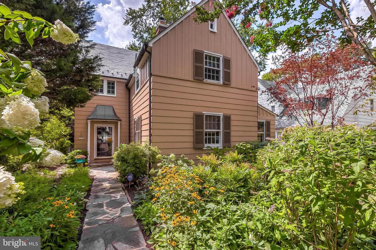 333 Tunbridge Road - Photo 1
