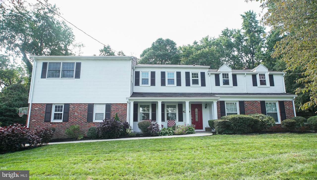 301 Saybrook Road - Photo 1