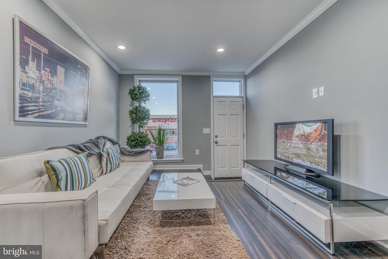 430 Grundy Street - Photo 1