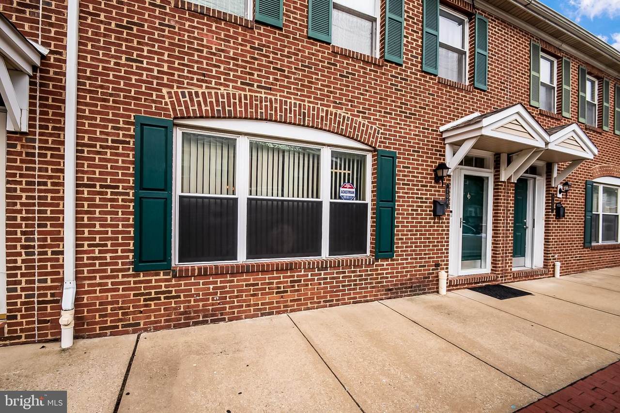 705 Kirkwood Street - Photo 1
