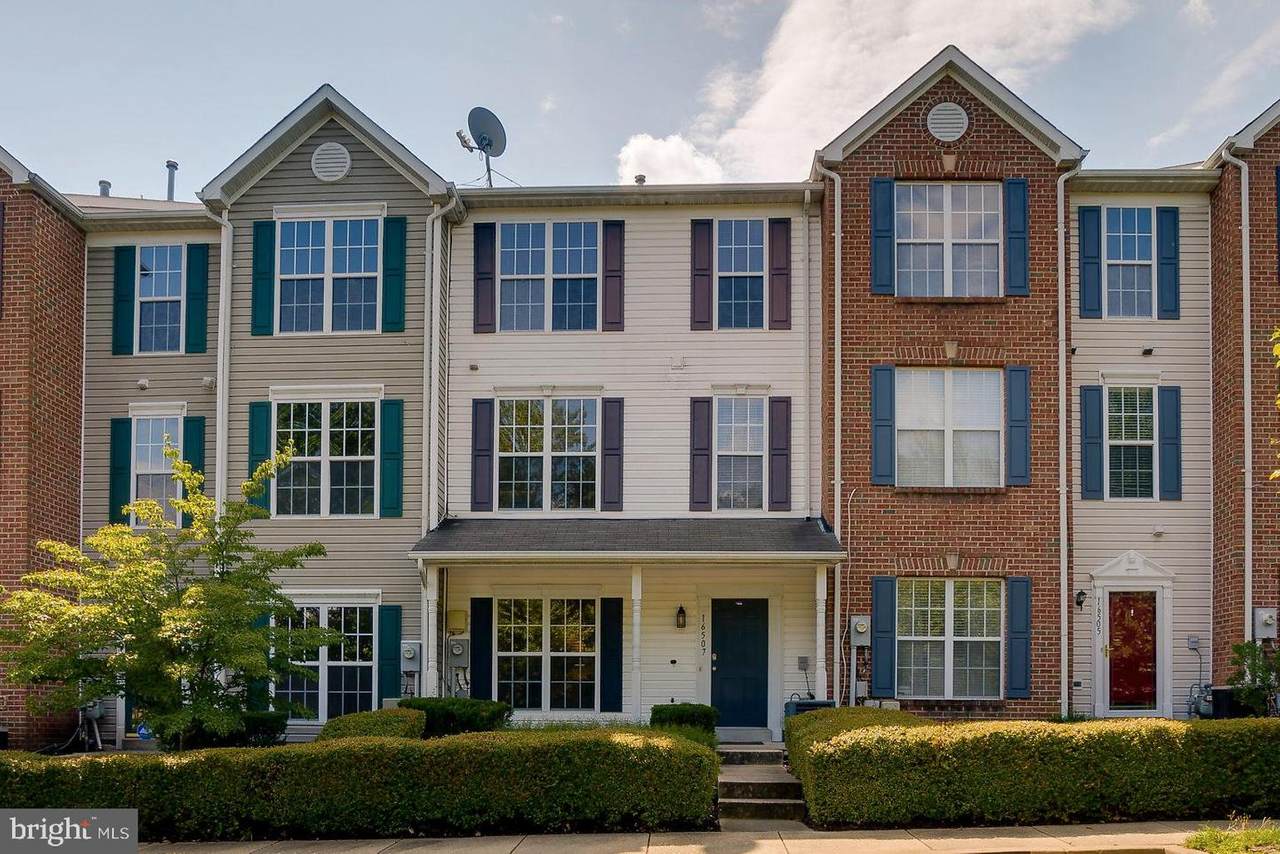 16507 Eastview Lane - Photo 1
