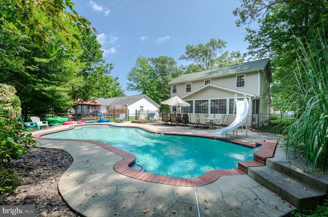 904 Buckingham Drive - Photo 1