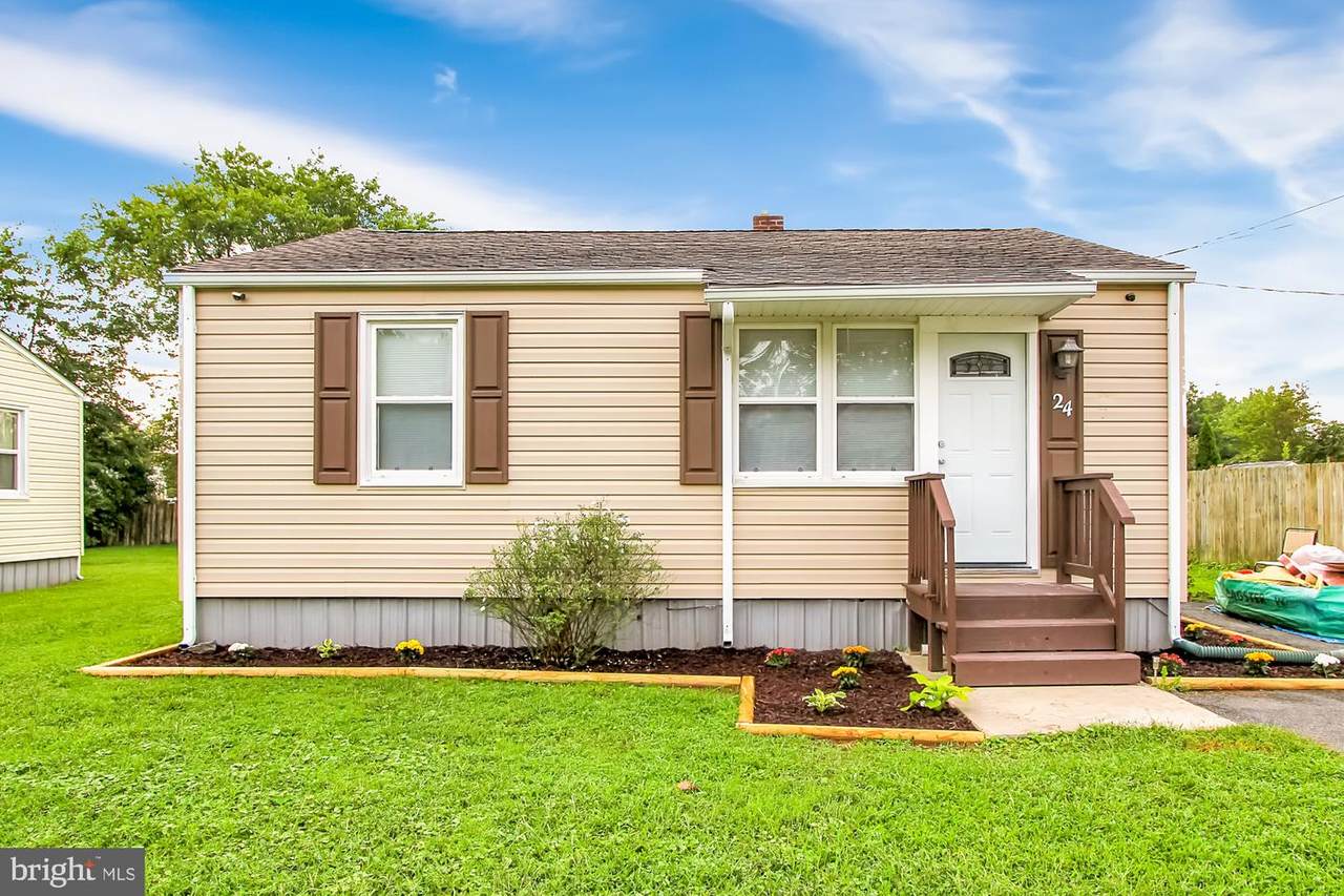 24 Aberdeen Avenue - Photo 1