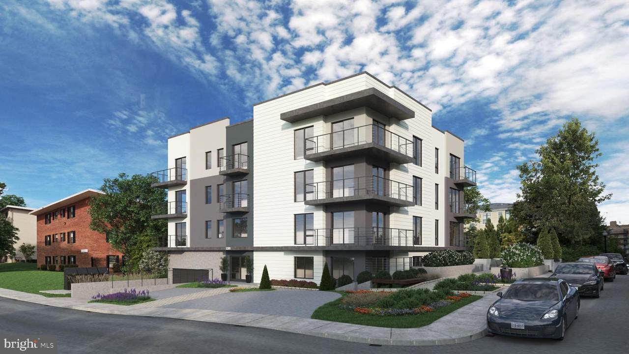 1201 N Quinn Street - Photo 1